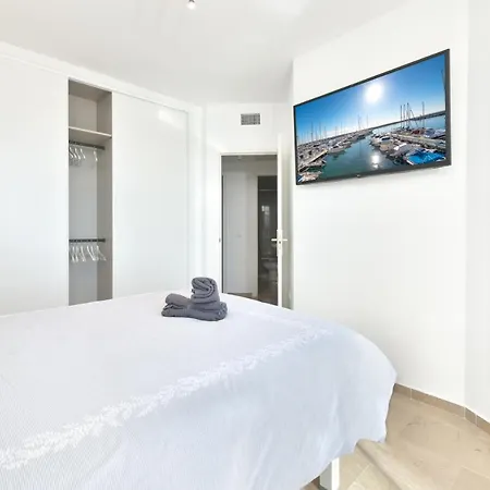 Apartment Charming Beachfront In Marina *
